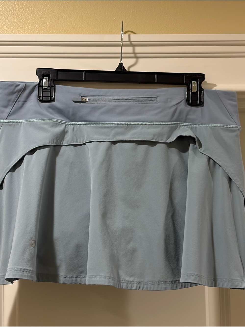 Lululemon Play Off The Pleats Skirt, in Blue Cast. Size 12